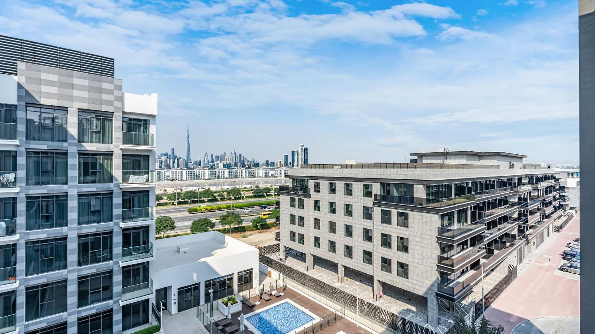 Bright & Modern Home With Burj Khalifa Views Dubai Apartment