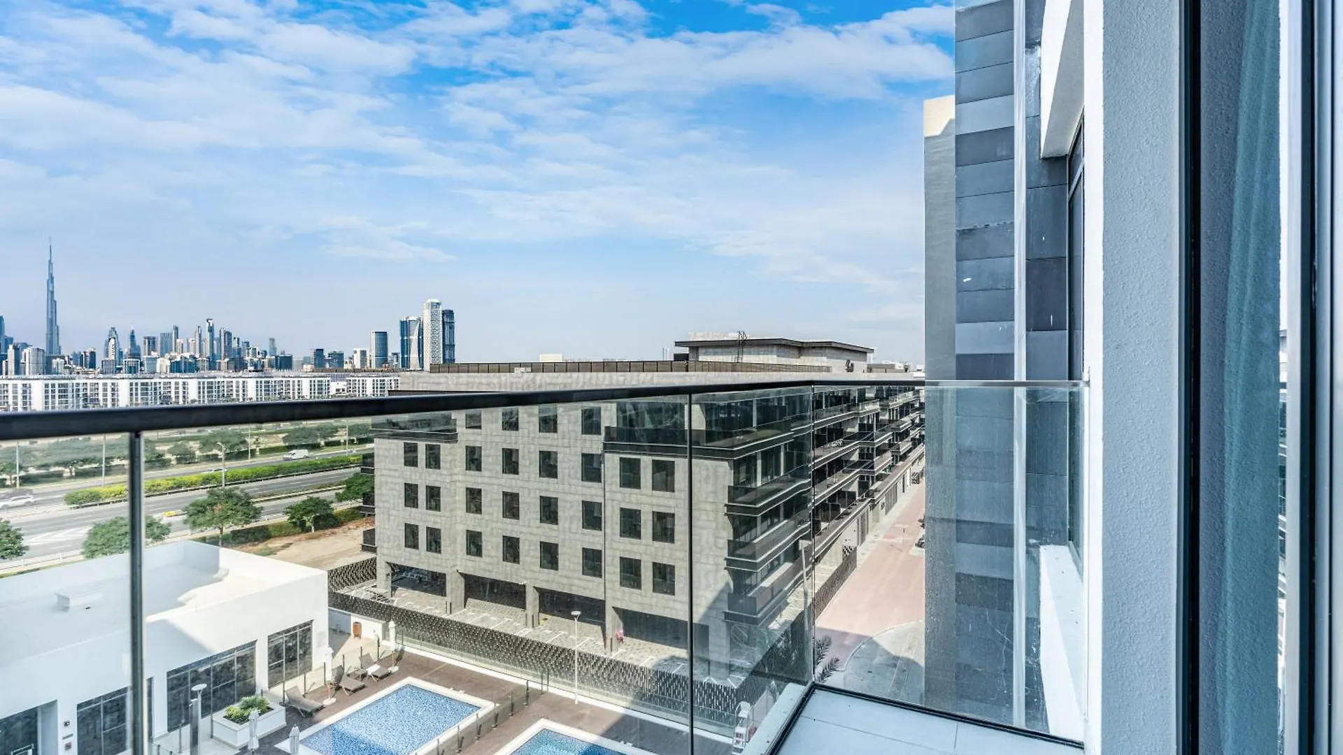 Apartment Bright & Modern Home With Burj Khalifa Views Dubai United Arab Emirates