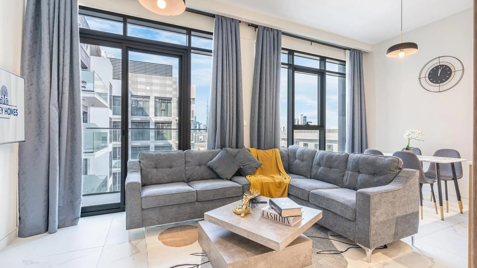 Bright & Modern Home With Burj Khalifa Views Dubai Apartment