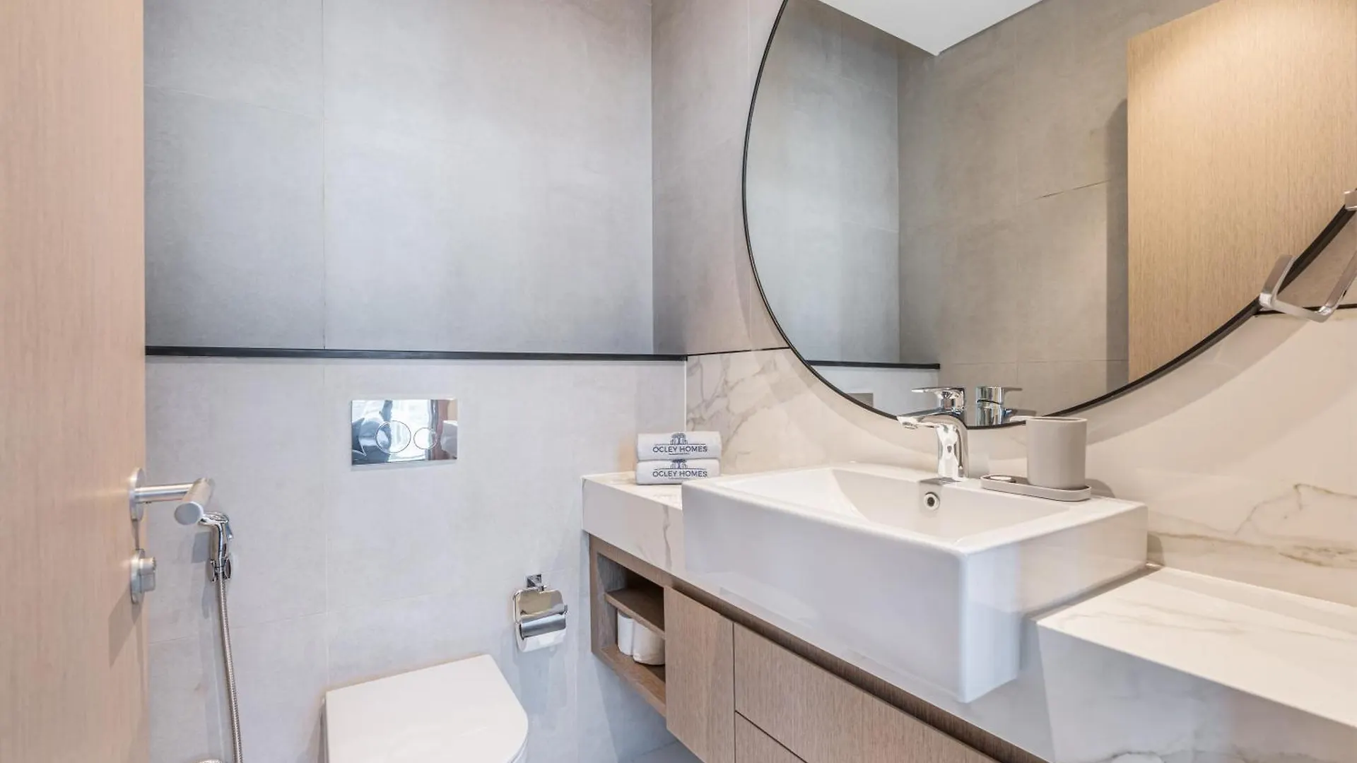 Apartment Bright & Modern Home With Burj Khalifa Views Dubai United Arab Emirates